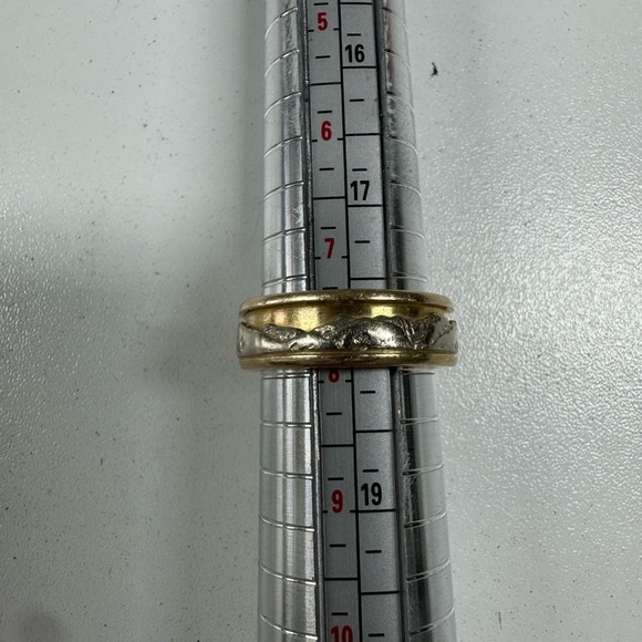 Rocky Mountain Range Women's Ring - Picture 4 of 4